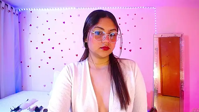 Snapshot of ashlei_ chatting on 09-30-25, 08:41 ashlei online show from 09-30-25, 08:41