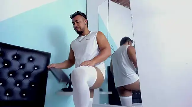 BrianMalonee online show from 01-22-25, 04:33