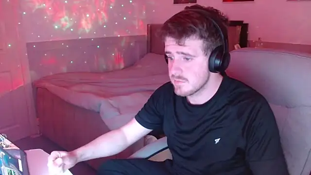 maxy49 online show from 11-22-25, 03:00