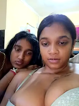 Indianqueen03 online show from 09-26-25, 07:51