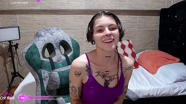 pretty cristal69 online show from 02-04-25, 10:13