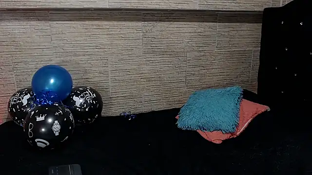 pretty cristal69 online show from 12-02-25, 01:33