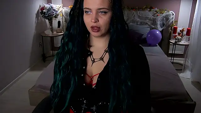 Snapshot of Miss_Maya_Mils chatting on 10-28-25, 01:09 Miss Maya Mils online show from 10-28-25, 01:09