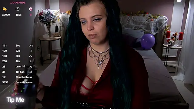 Snapshot of Miss_Maya_Mils chatting on 10-29-25, 01:08 Miss Maya Mils online show from 10-29-25, 01:08