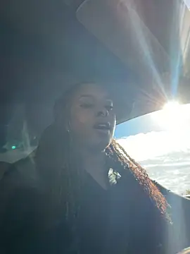 Snapshot of Your_Paris chatting on 11-07-25, 04:29 Your Paris online show from 11-07-25, 04:29