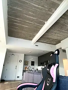 Snapshot of Your_Paris chatting on 11-29-25, 05:05 Your Paris online show from 11-29-25, 05:05