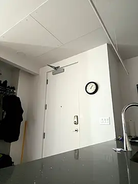 Snapshot of Your_Paris chatting on 01-10-26, 07:04 Your Paris online show from 01-10-26, 07:04