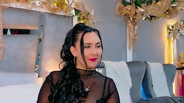 Evangeline Taylorr online show from 12-17-25, 10:54