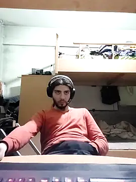 kleineid77 online show from 01-05-26, 05:27