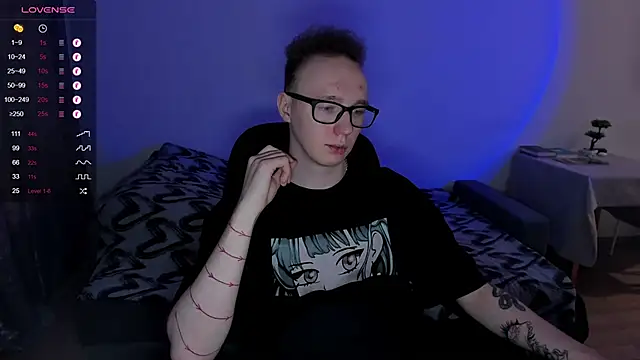 Snapshot of Alex_silents chatting on 01-05-25, 11:04 Alex silents online show from 01-05-25, 11:04