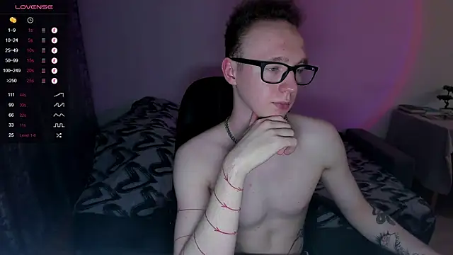 Snapshot of Alex_silents chatting on 01-20-25, 01:53 Alex silents online show from 01-20-25, 01:53