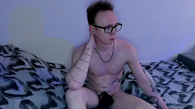 Snapshot of Alex_silents chatting on 02-05-25, 04:47 Alex silents online show from 02-05-25, 04:47