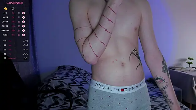 Snapshot of Alex_silents chatting on 02-14-25, 04:41 Alex silents online show from 02-14-25, 04:41