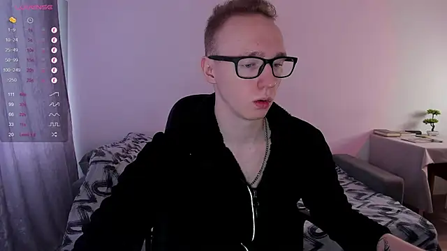 Snapshot of Alex_silents chatting on 03-14-25, 10:07 Alex silents online show from 03-14-25, 10:07