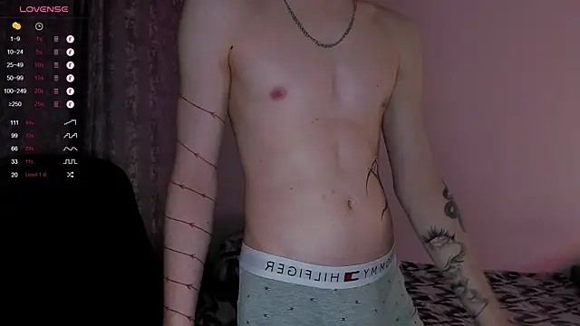 Snapshot of Alex_silents chatting on 03-17-25, 04:11 Alex silents online show from 03-17-25, 04:11