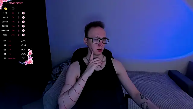 Snapshot of Alex_silents chatting on 09-27-25, 07:08 Alex silents online show from 09-27-25, 07:08