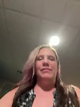 Snapshot of KandyKane11 chatting on 01-14-25, 03:22 KandyKane11 online show from 01-14-25, 03:22