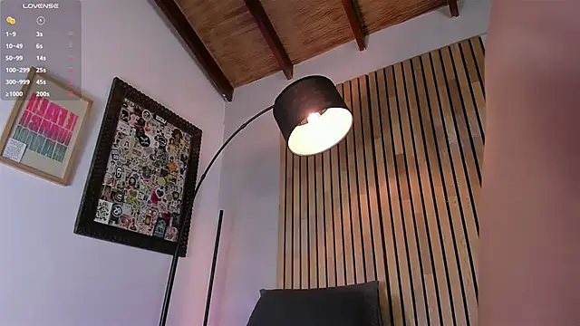 honeyhot69   online show from 03-07-25, 11:29