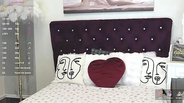 Snapshot of LexyLee17 chatting on 02-14-25, 11:31 LexyLee17 online show from 02-14-25, 11:31