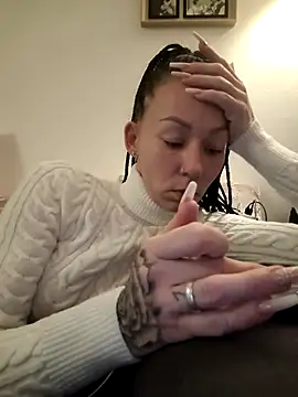 Snapshot of Scherana chatting on 12-09-24, 07:18 Scherana online show from 12-09-24, 07:18