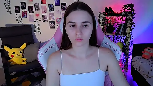 AliceCharmy online show from 12-06-24, 01:22