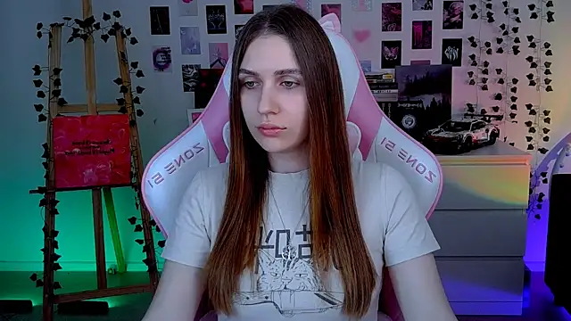 AliceCharmy online show from 10-07-25, 06:54