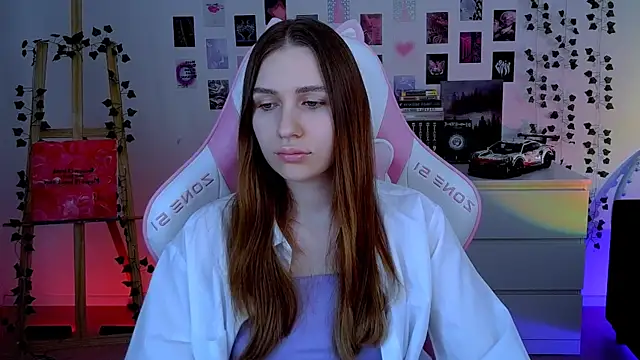 AliceCharmy online show from 10-11-25, 06:23