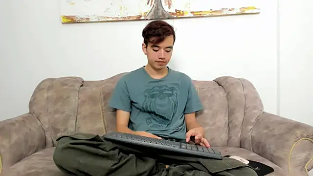 bunny maxi online show from 11-18-25, 12:31