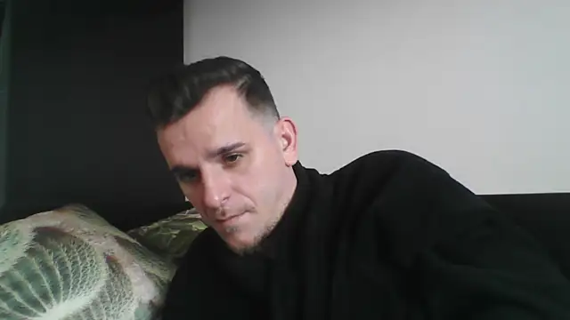 Huge cock22cm online show from 01-26-25, 10:34