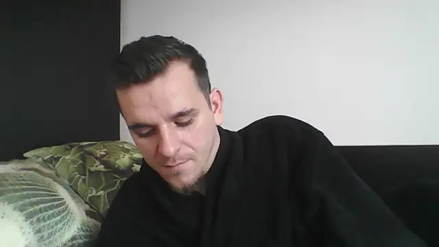 Huge cock22cm online show from 02-14-25, 09:24