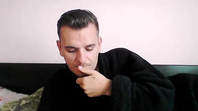 Huge cock22cm online show from 09-29-25, 07:57