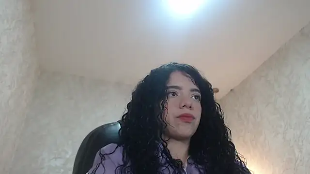 EmmaCowperr online show from 01-09-25, 04:19