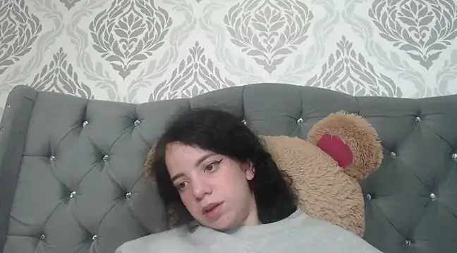 EmmaCowperr online show from 03-03-25, 04:03