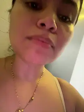 melanny10 online show from 03-23-25, 08:26