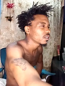 Snapshot of TaurusBallz chatting on 11-05-25, 09:04 TaurusBallz online show from 11-05-25, 09:04