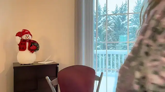 Snapshot of Milf_Goddess chatting on 01-19-25, 09:45 Milf Goddess online show from 01-19-25, 09:45