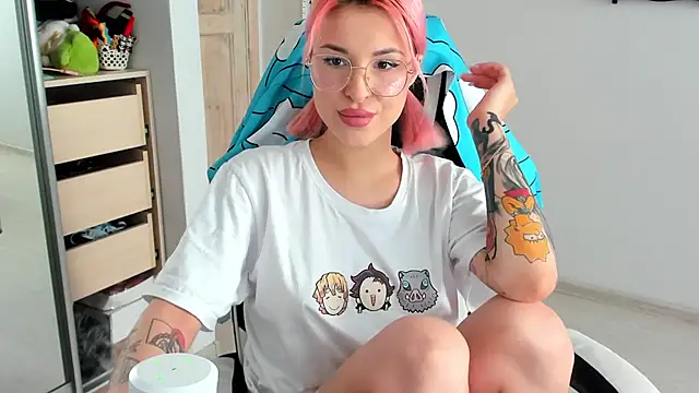 Snapshot of folinskayyya chatting on 01-29-25, 08:18 folinskayyya online show from 01-29-25, 08:18