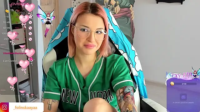 Snapshot of folinskayyya chatting on 02-18-25, 03:31 folinskayyya online show from 02-18-25, 03:31