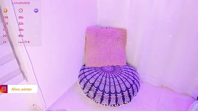 Alice winter  online show from 12-12-24, 11:25