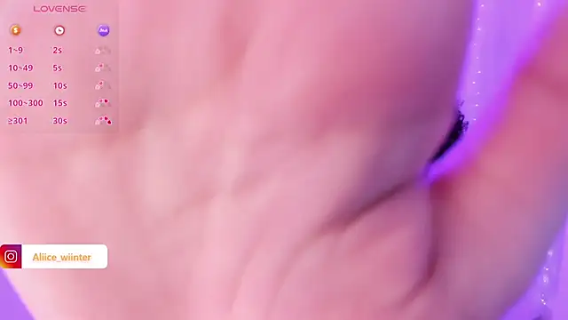 Alice winter  online show from 03-20-25, 07:25