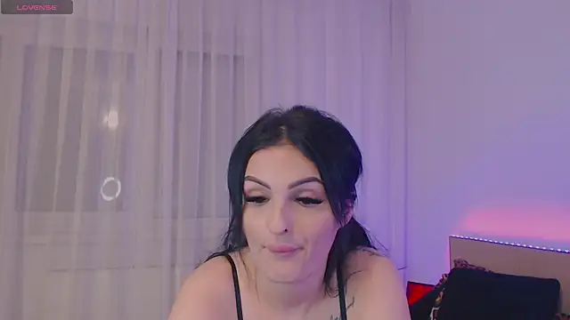 Snapshot of jesselines_ chatting on 11-18-25, 07:40 jesselines online show from 11-18-25, 07:40