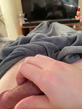 Snapshot of HannesDicks chatting on 01-02-25, 08:46 HannesDicks online show from 01-02-25, 08:46