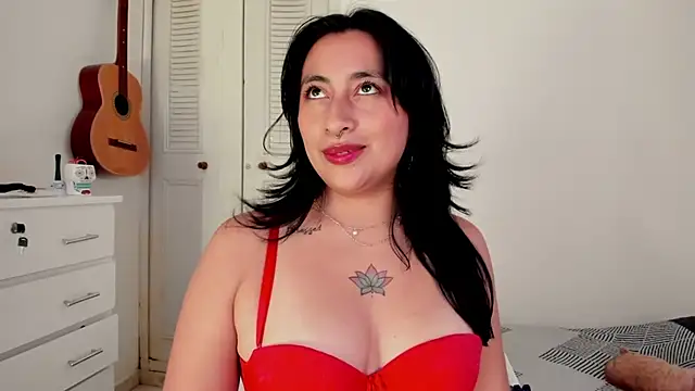 Snapshot of LisaHadwin chatting on 02-09-26, 06:45 LisaHadwin online show from 02-09-26, 06:45