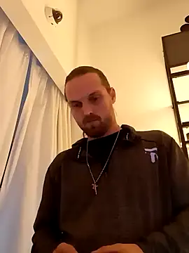 Snapshot of VitaminmanFL chatting on 12-22-24, 08:58 VitaminmanFL online show from 12-22-24, 08:58