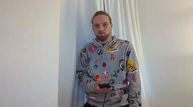 Snapshot of VitaminmanFL chatting on 01-27-25, 02:42 VitaminmanFL online show from 01-27-25, 02:42