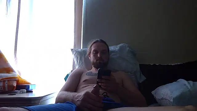 Snapshot of VitaminmanFL chatting on 02-10-25, 05:09 VitaminmanFL online show from 02-10-25, 05:09