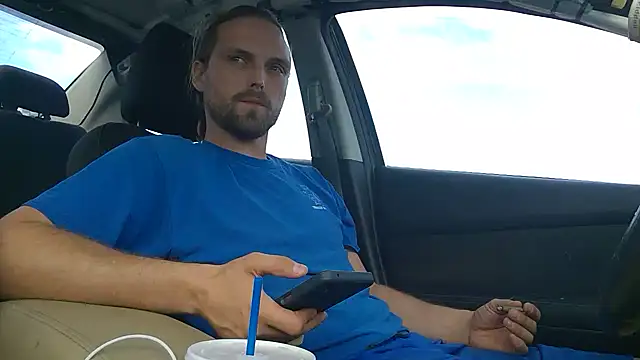 Snapshot of VitaminmanFL chatting on 09-26-25, 08:46 VitaminmanFL online show from 09-26-25, 08:46