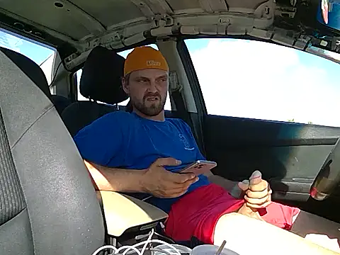 Snapshot of VitaminmanFL chatting on 09-30-25, 07:41 VitaminmanFL online show from 09-30-25, 07:41