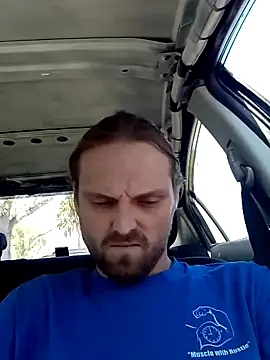 Snapshot of VitaminmanFL chatting on 10-13-25, 05:46 VitaminmanFL online show from 10-13-25, 05:46