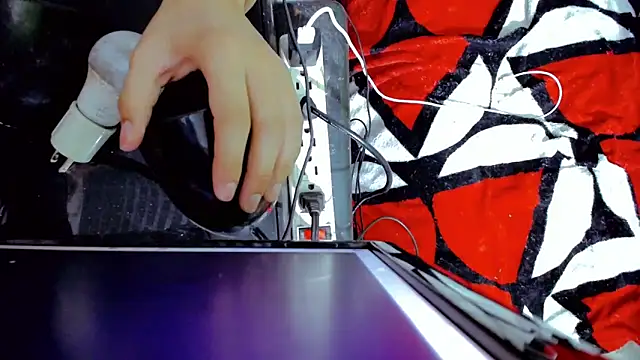 tayiro r online show from 10-22-25, 11:15